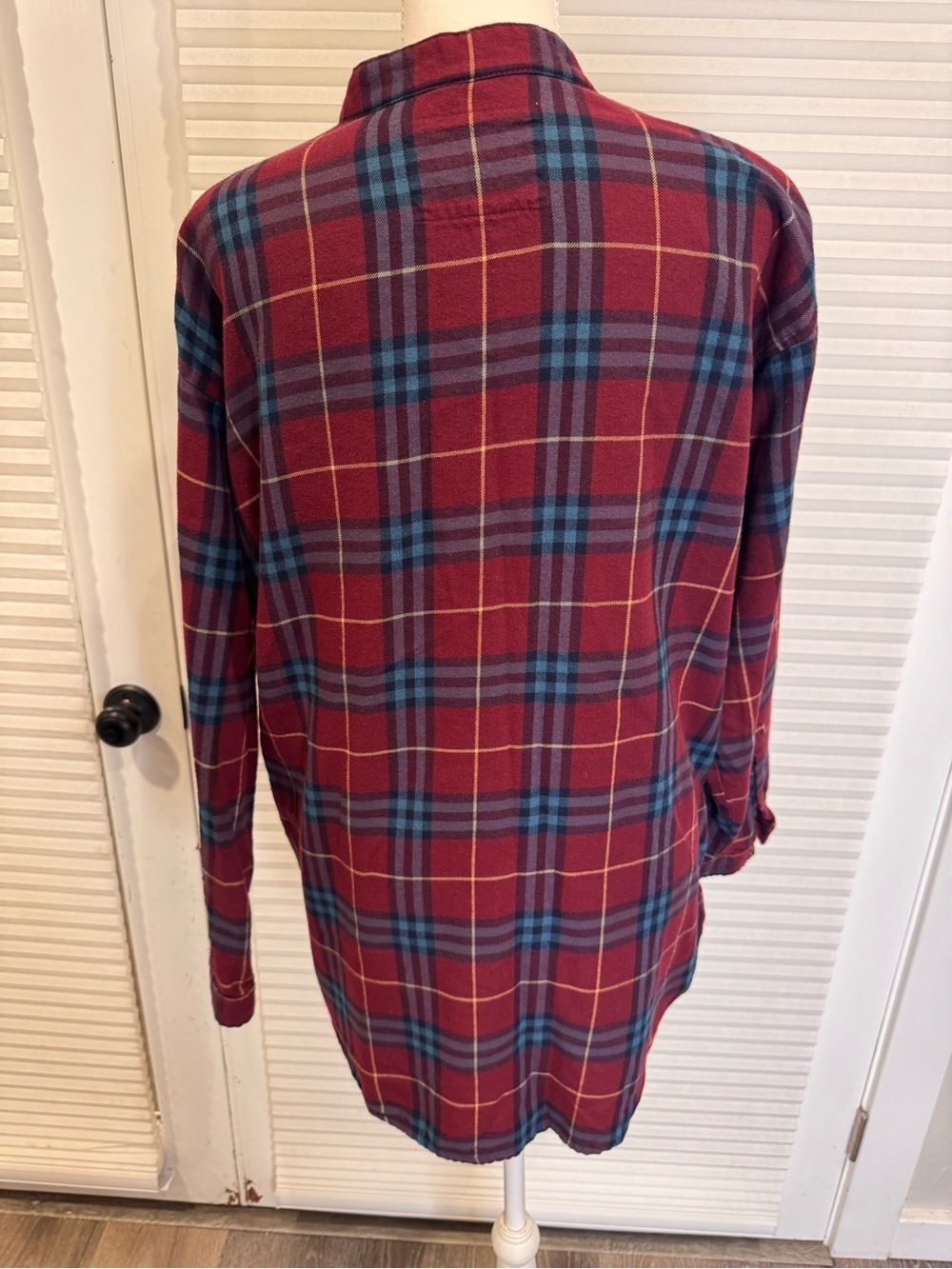 L.L.Bean Burgundy and Teal Plaid Button-Up with Yellow Accents 0985 - Picture 2 of 4